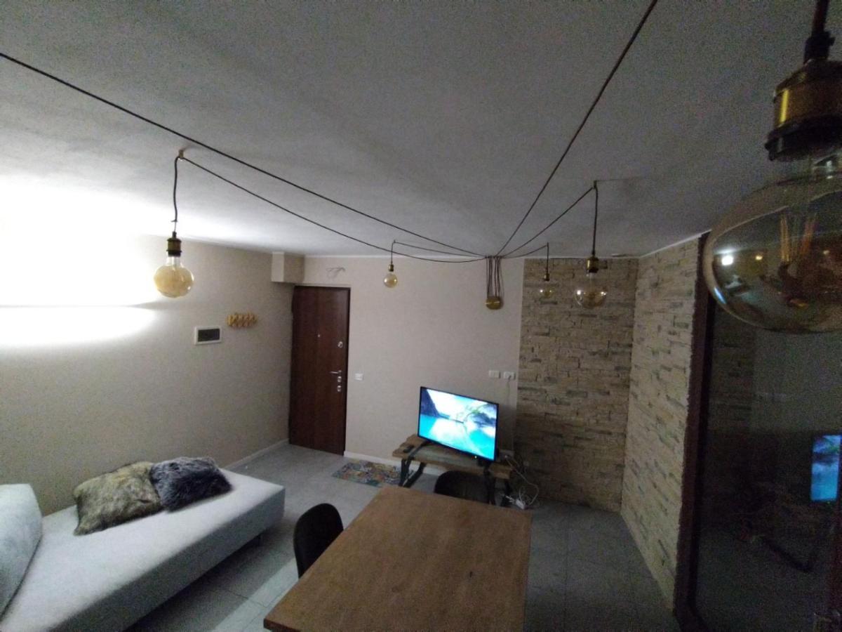 Adamello Peak Apartments Temù Eksteriør billede